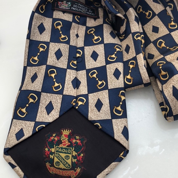 Gucci tie. Classic. Silk excellent condition. - Picture 3 of 5